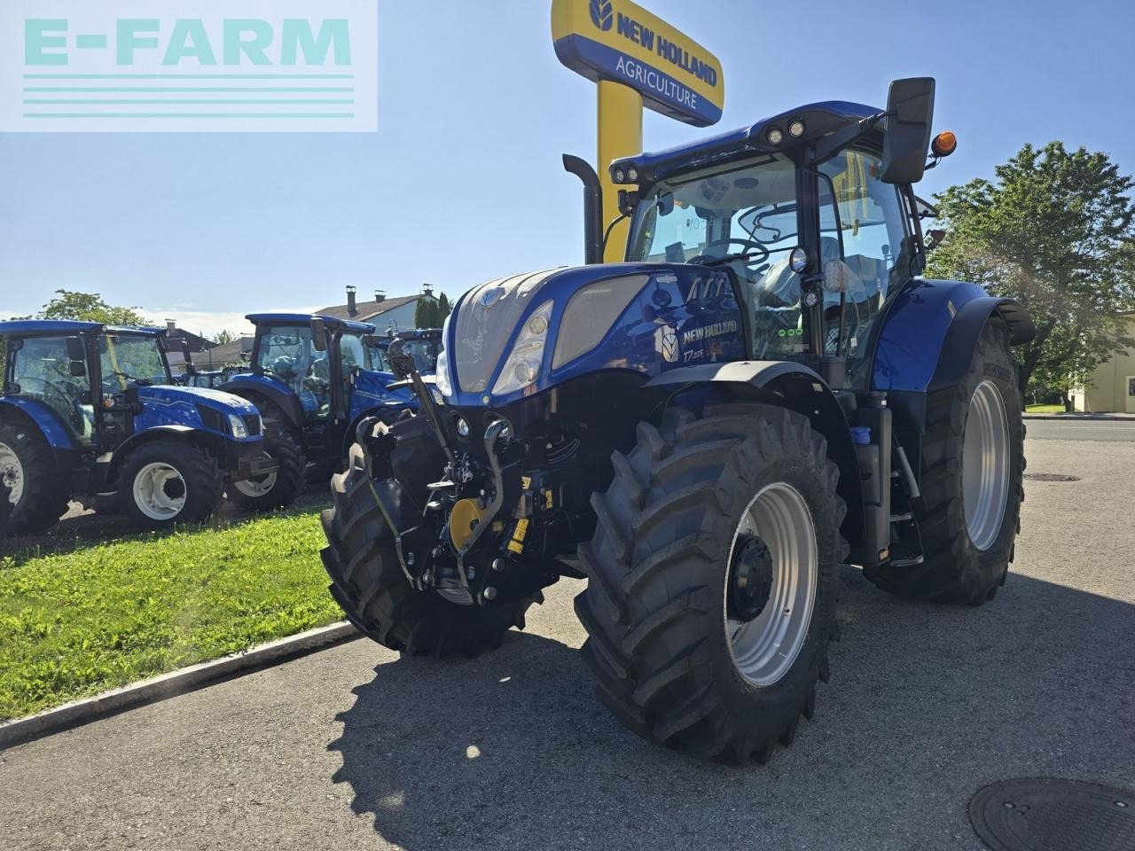 New Holland t7.225 auto command sidewinder ii (stage v) - Trator: foto 1 New Holland t7.225 auto command sidewinder ii (stage v) - Trator: foto 1