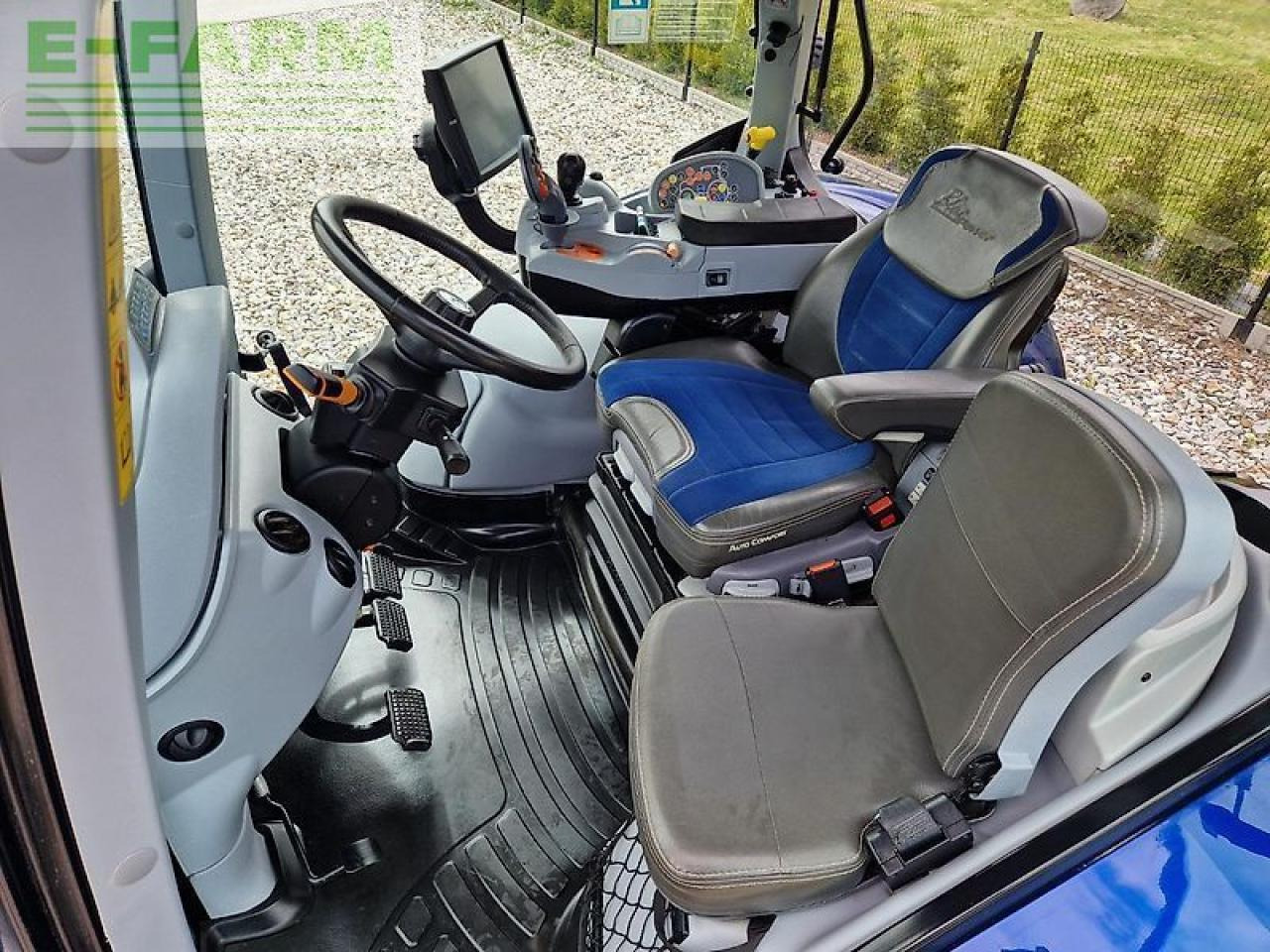 Trator New Holland t7.225 autocommand blue power: foto 7