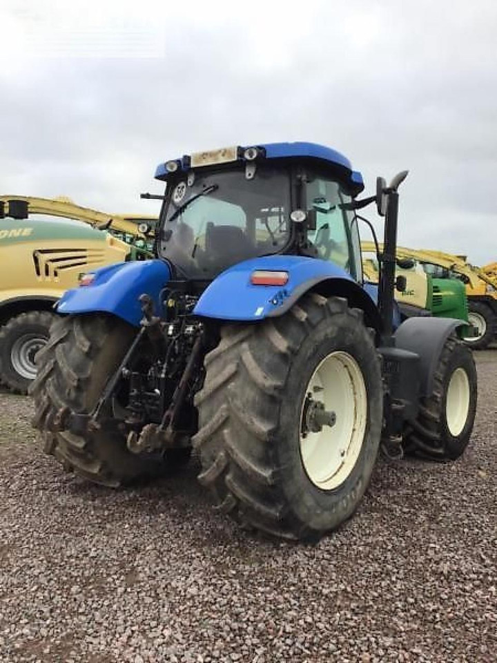 New Holland t7.270 - Trator: foto 4 New Holland t7.270 - Trator: foto 4