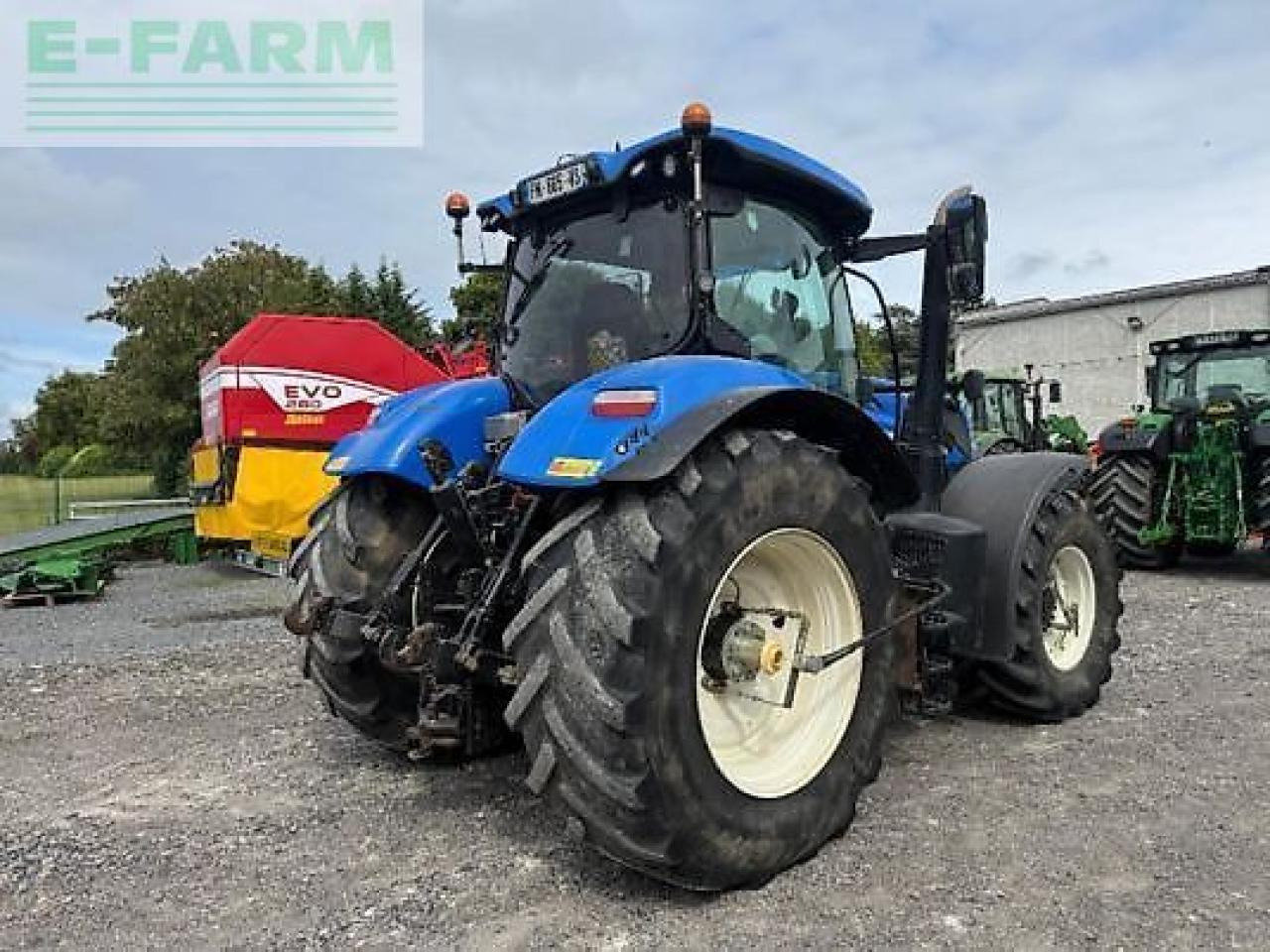 New Holland t7.270 ac - Trator: foto 4 New Holland t7.270 ac - Trator: foto 4