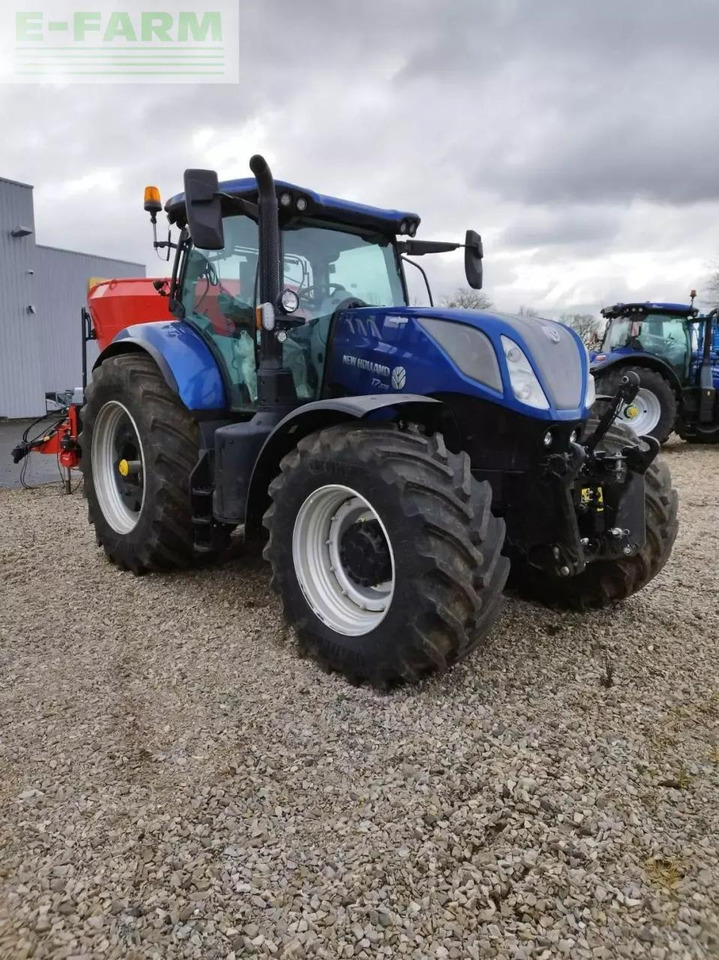 New Holland t7 270 ac - Trator: foto 1 New Holland t7 270 ac - Trator: foto 1
