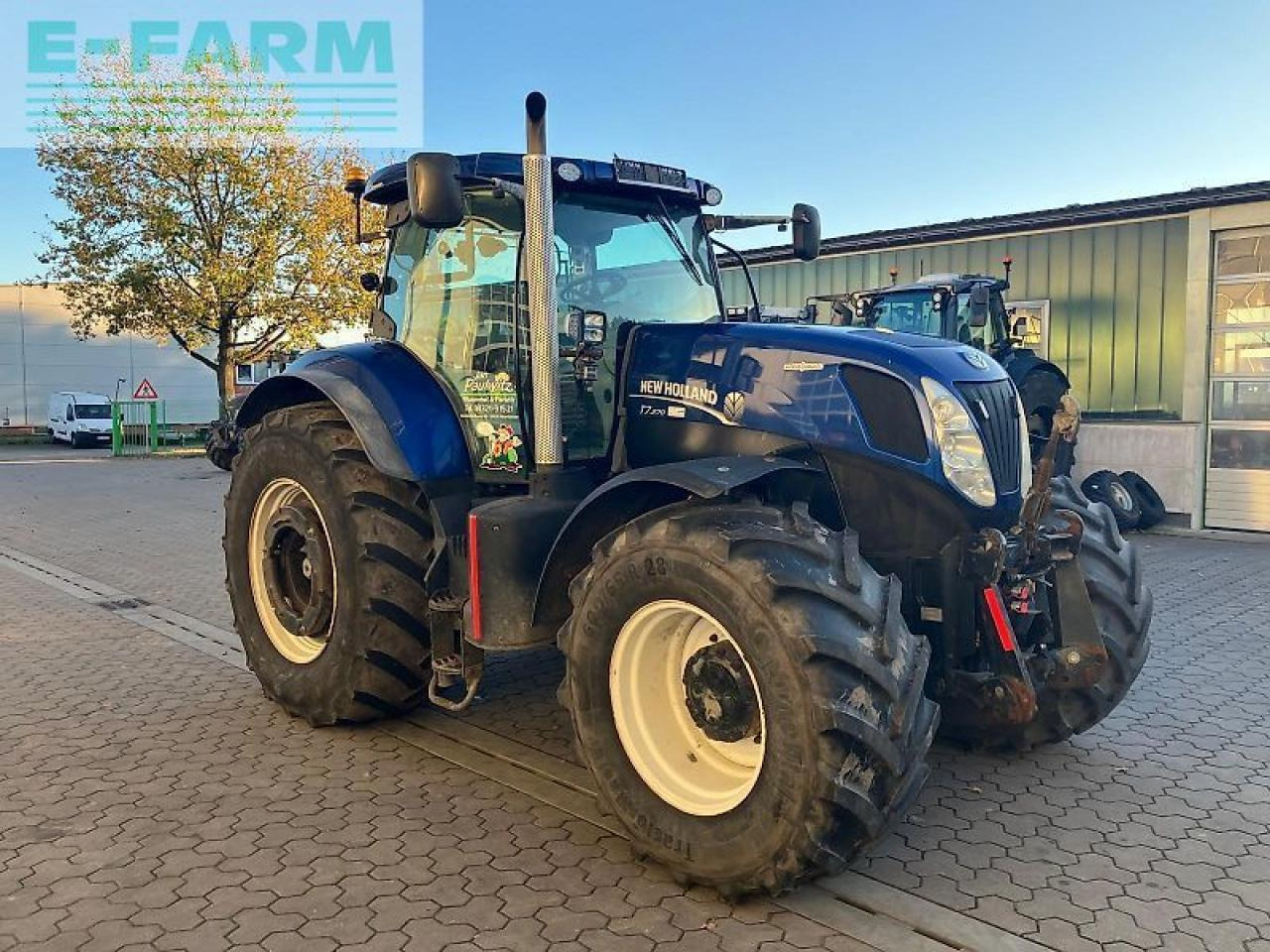 New Holland t7.270 auto command - Trator: foto 1 New Holland t7.270 auto command - Trator: foto 1