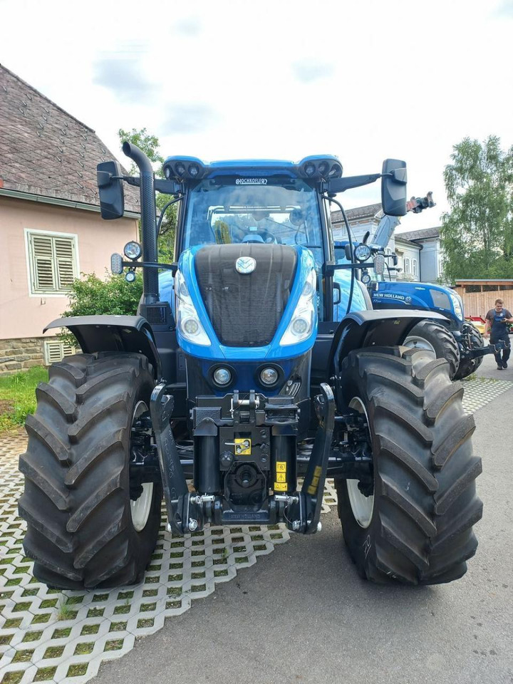 New Holland t7.270 auto command sidewinder ii (stage v) - Trator: foto 2 New Holland t7.270 auto command sidewinder ii (stage v) - Trator: foto 2
