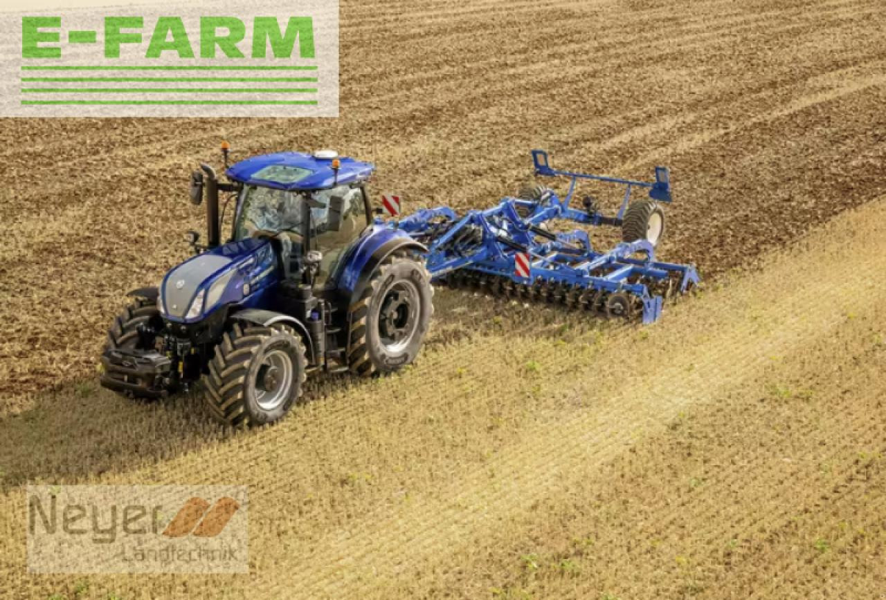 New Holland t7.300 blue power - Trator: foto 4 New Holland t7.300 blue power - Trator: foto 4