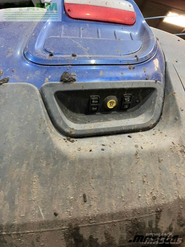 New Holland t7.315 - Trator: foto 5 New Holland t7.315 - Trator: foto 5