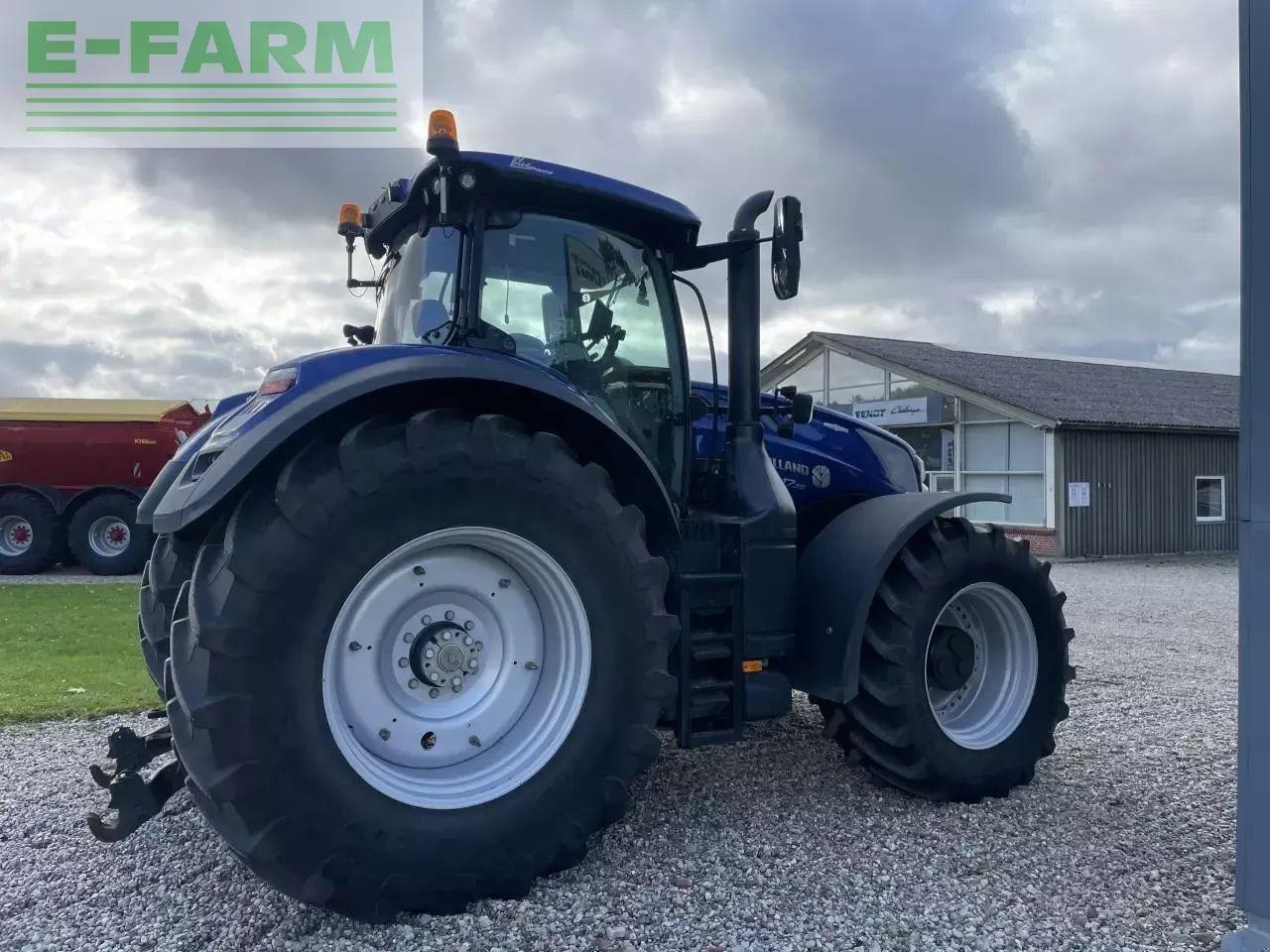 New Holland t7.315 ac bluepower - Trator: foto 3 New Holland t7.315 ac bluepower - Trator: foto 3
