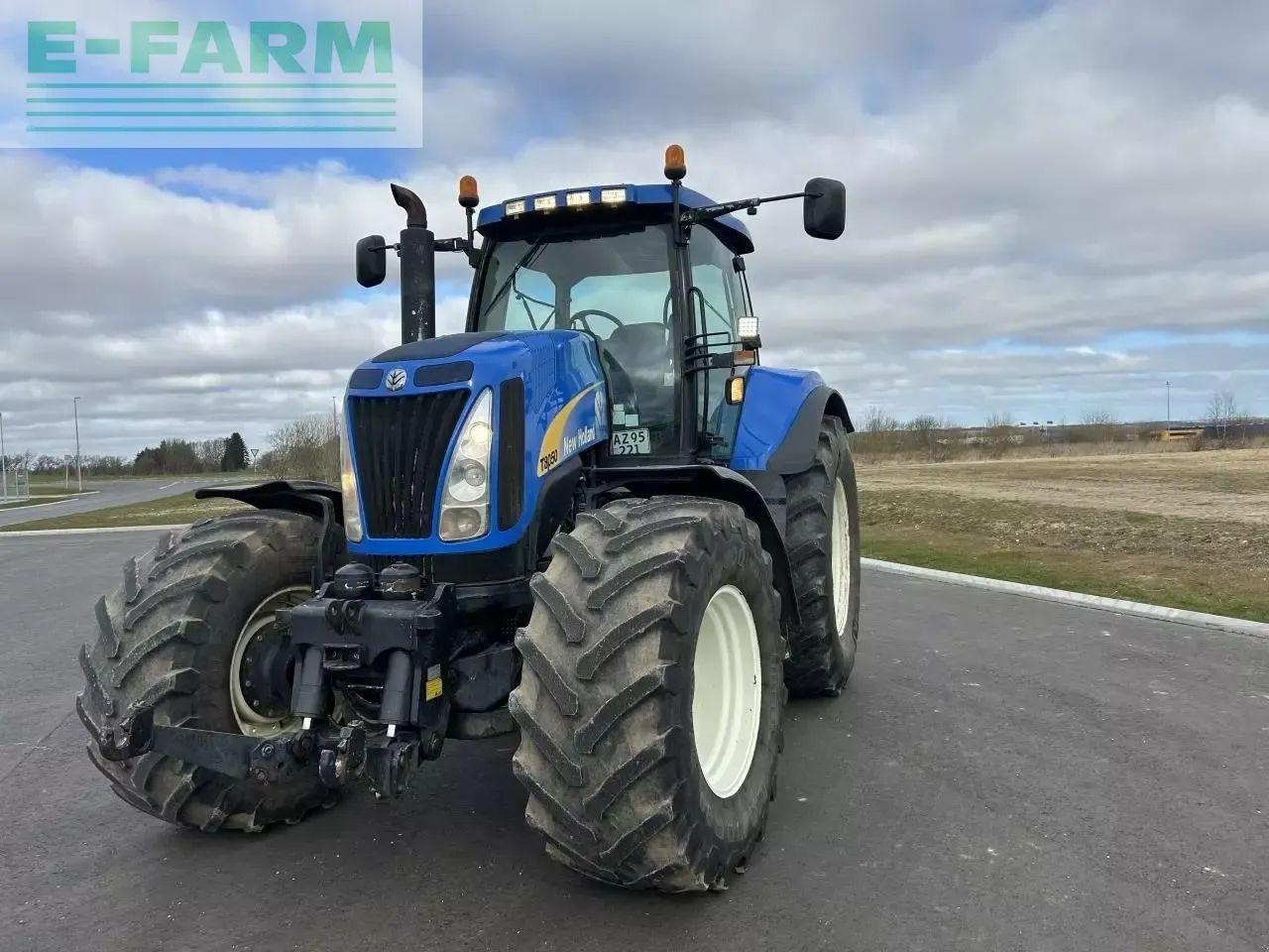 New Holland t8050 - Trator: foto 3 New Holland t8050 - Trator: foto 3
