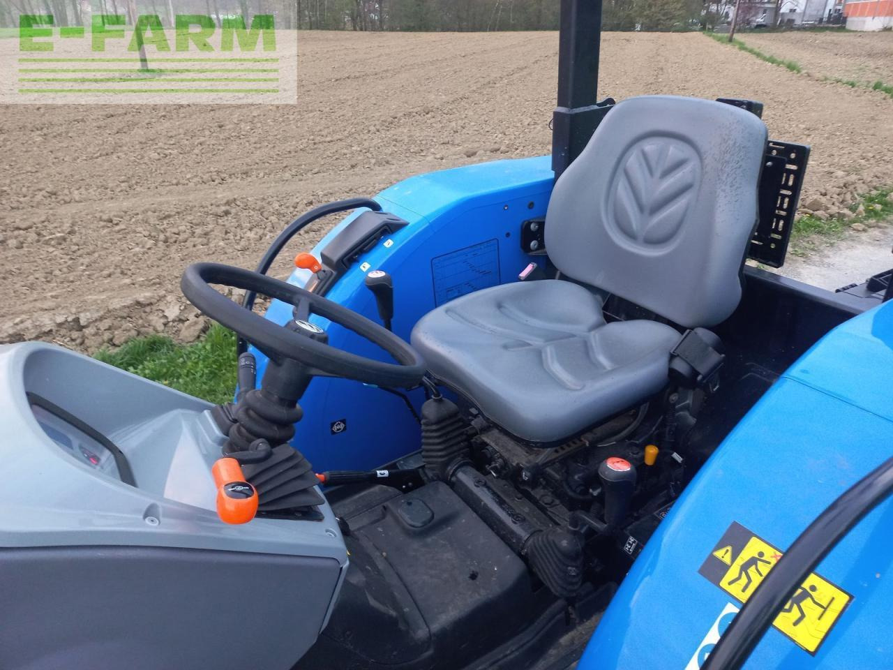 New Holland td3.50 - Trator: foto 2 New Holland td3.50 - Trator: foto 2