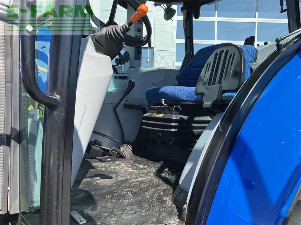 New Holland td5.85 - Trator: foto 5 New Holland td5.85 - Trator: foto 5