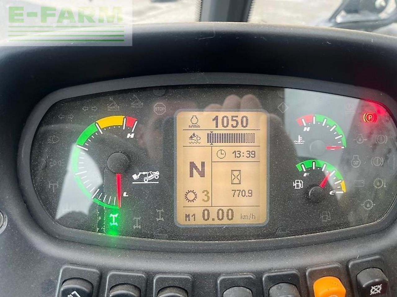 New Holland th 7.42 elite - Empilhador telescópico: foto 5 New Holland th 7.42 elite - Empilhador telescópico: foto 5