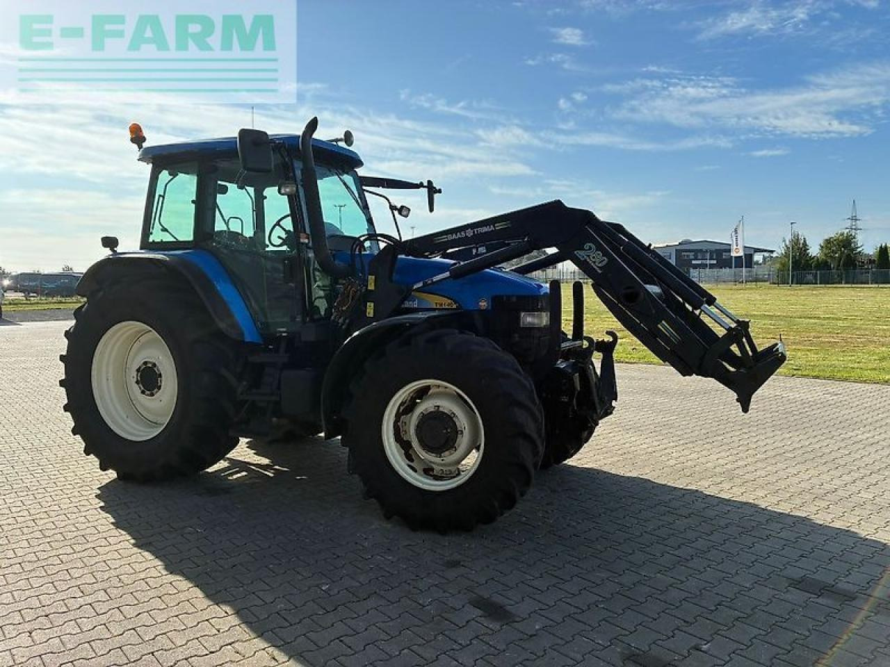 New Holland tm 140 - Trator: foto 5 New Holland tm 140 - Trator: foto 5