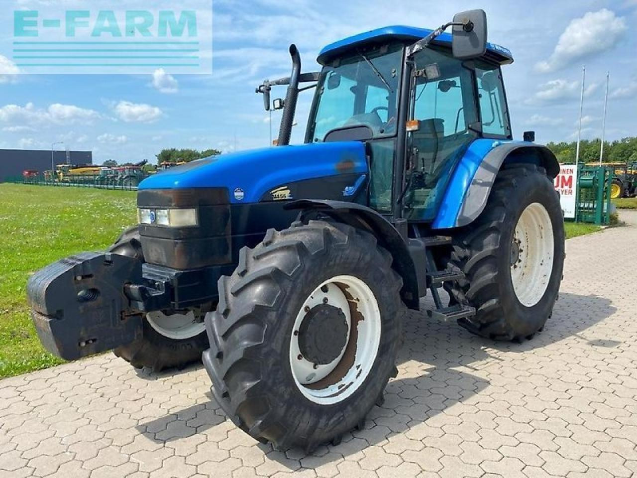 New Holland tm 155 - Trator: foto 1 New Holland tm 155 - Trator: foto 1