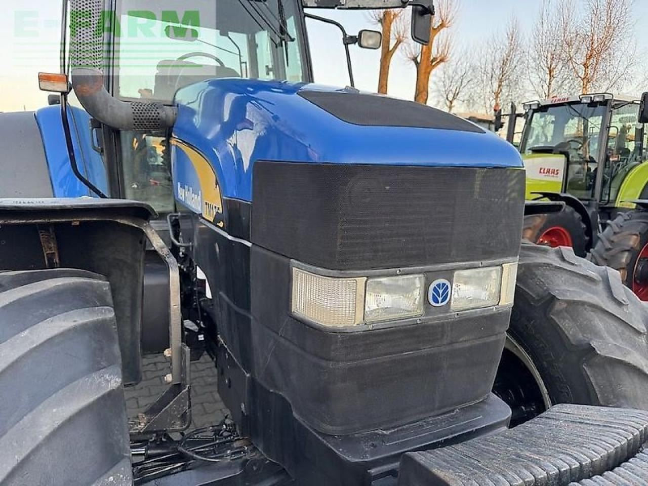 Trator New Holland tm175 powercommand: foto 17 Trator New Holland tm175 powercommand: foto 17