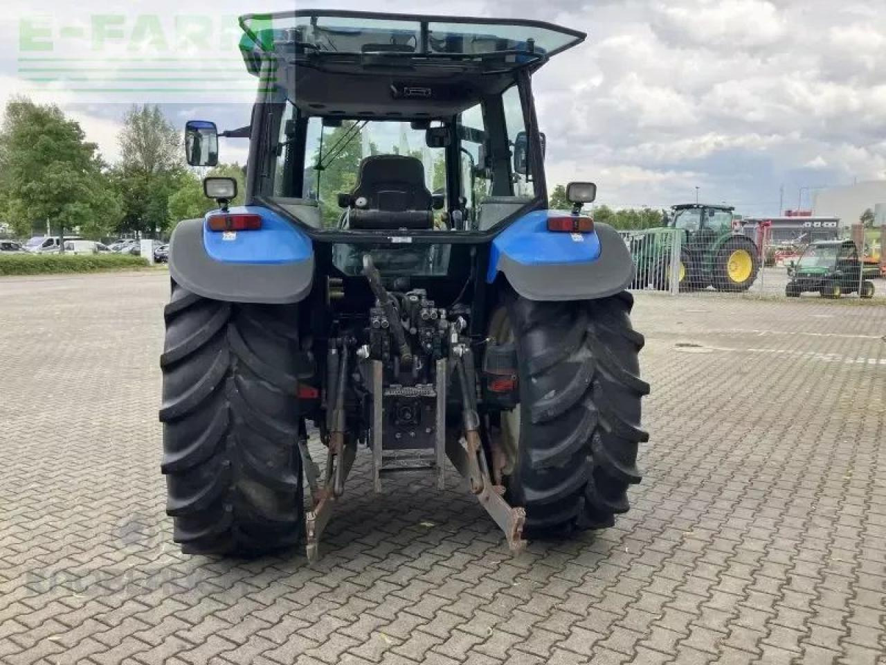 New Holland ts 115 - Trator: foto 4 New Holland ts 115 - Trator: foto 4