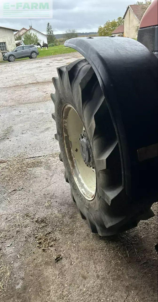 New Holland ts110 - Trator: foto 5 New Holland ts110 - Trator: foto 5