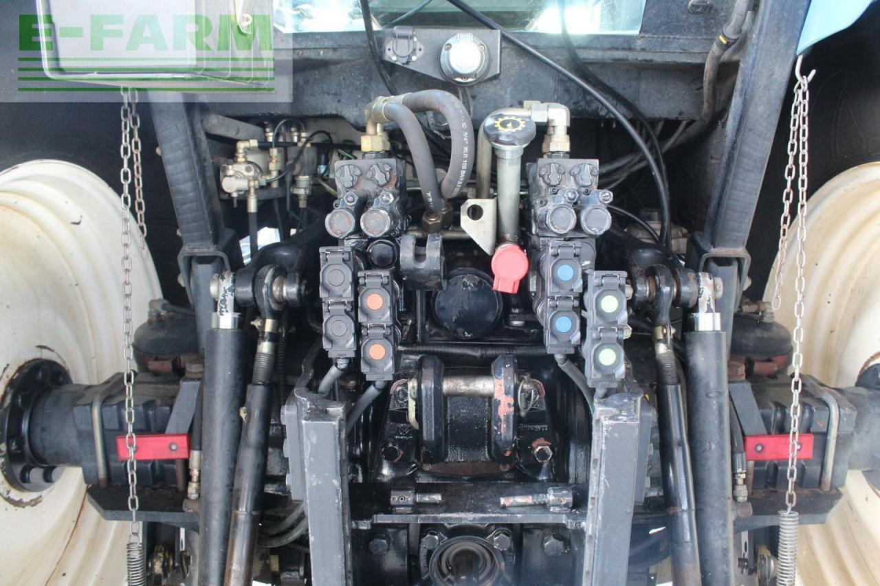 Trator New Holland ts115: foto 17 Trator New Holland ts115: foto 17