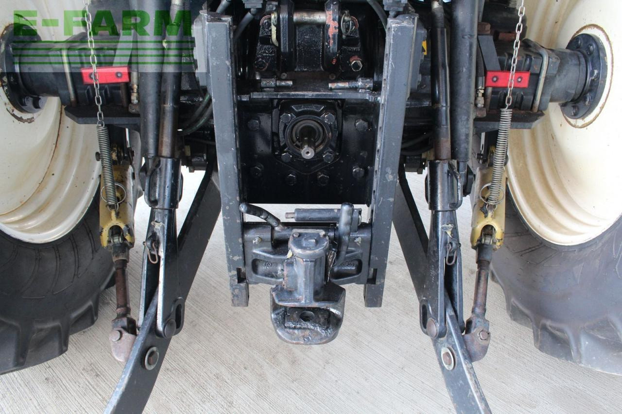 Trator New Holland ts115: foto 19 Trator New Holland ts115: foto 19