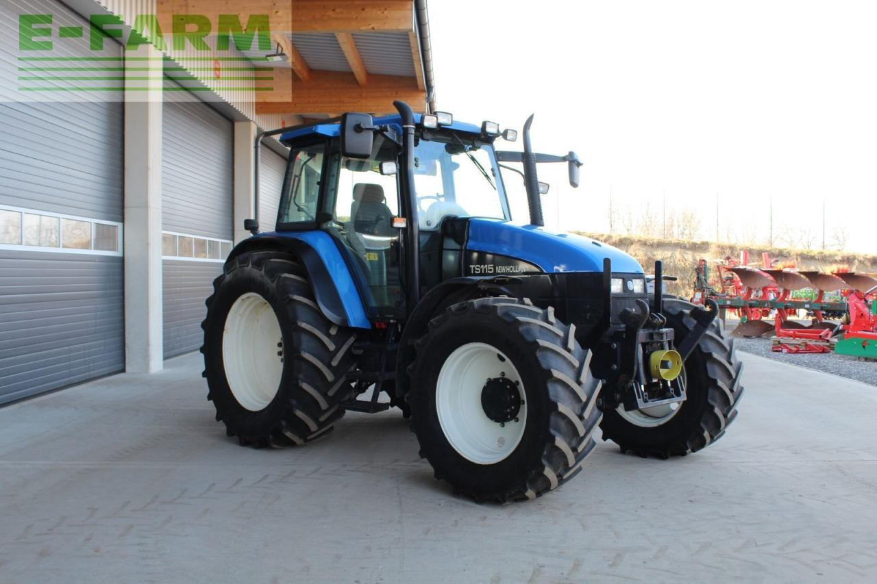 New Holland ts115 - Trator: foto 2 New Holland ts115 - Trator: foto 2