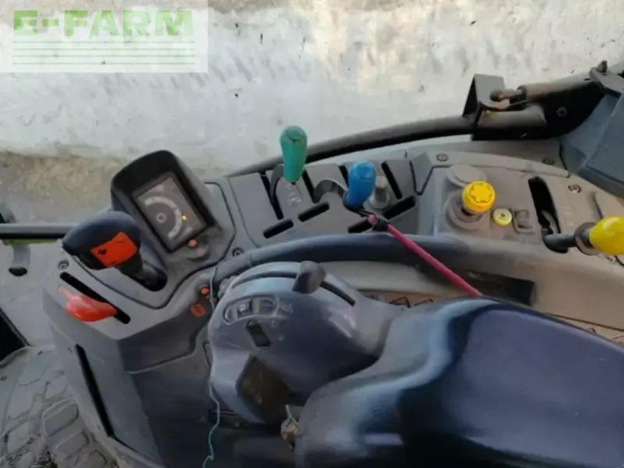 New Holland tsa 125 - Trator: foto 4 New Holland tsa 125 - Trator: foto 4