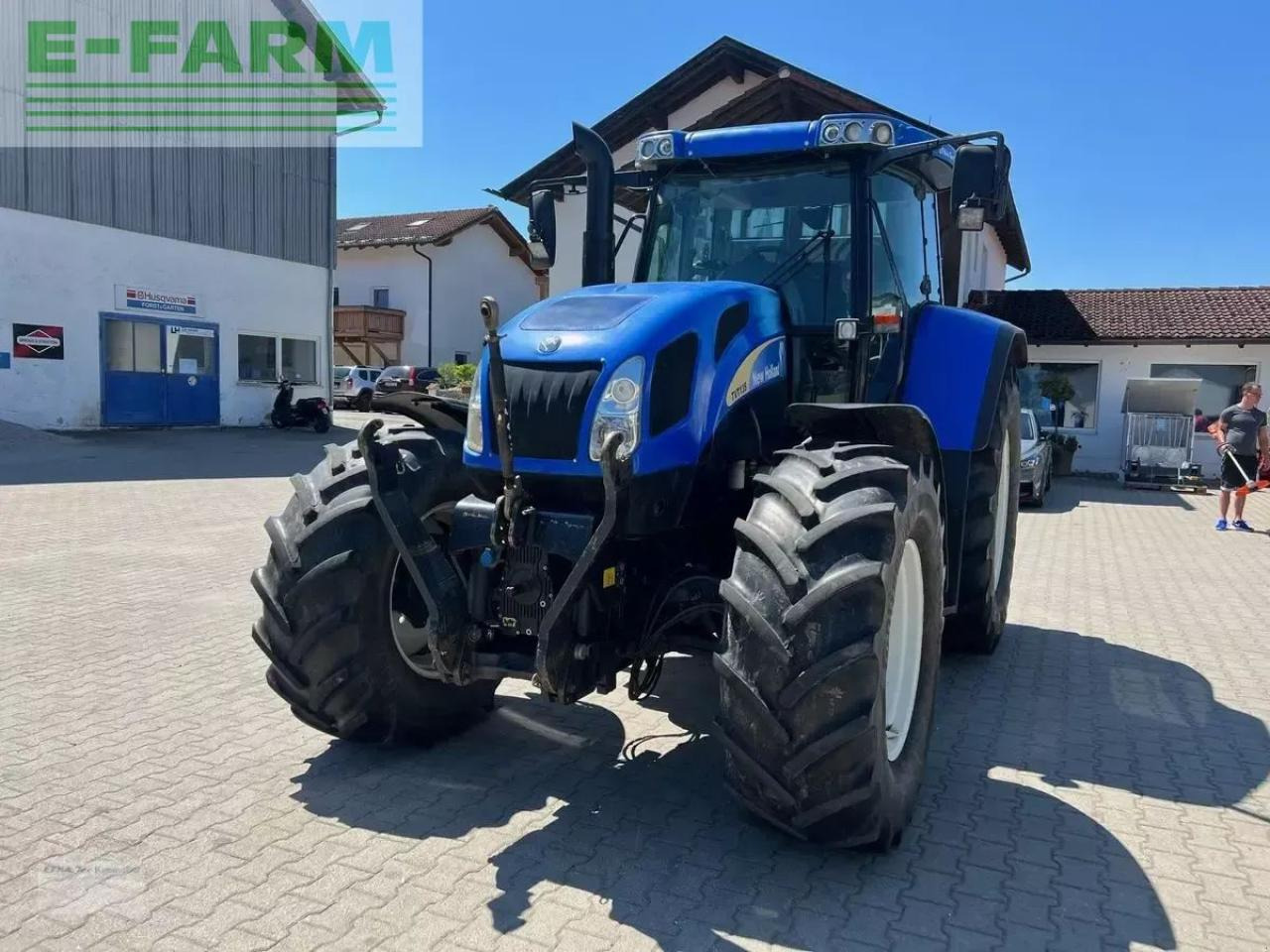 New Holland tvt 135 - Trator: foto 4 New Holland tvt 135 - Trator: foto 4