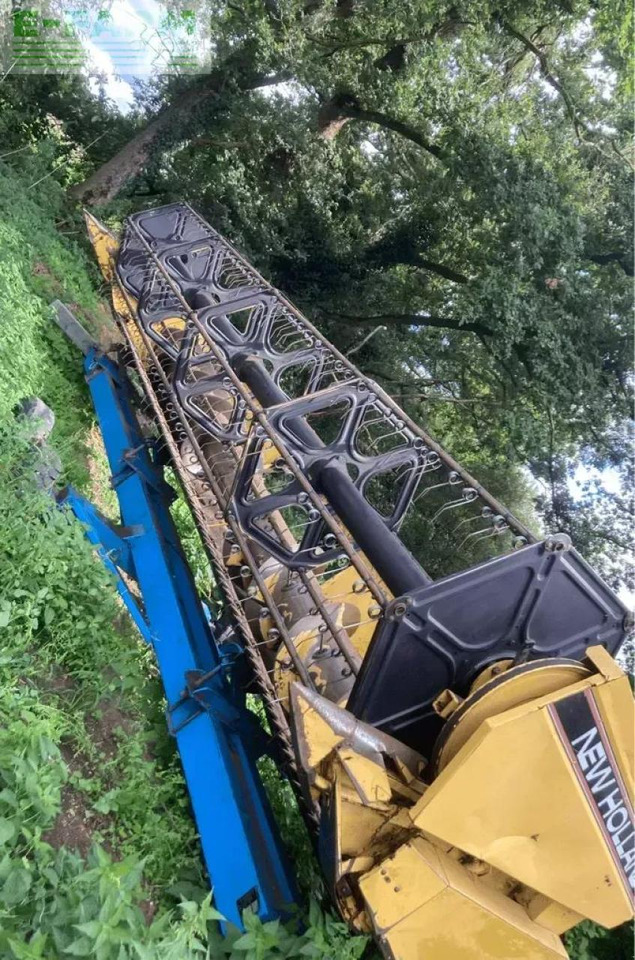 New Holland tx66 sl - Ceifeira debulhadora: foto 5 New Holland tx66 sl - Ceifeira debulhadora: foto 5