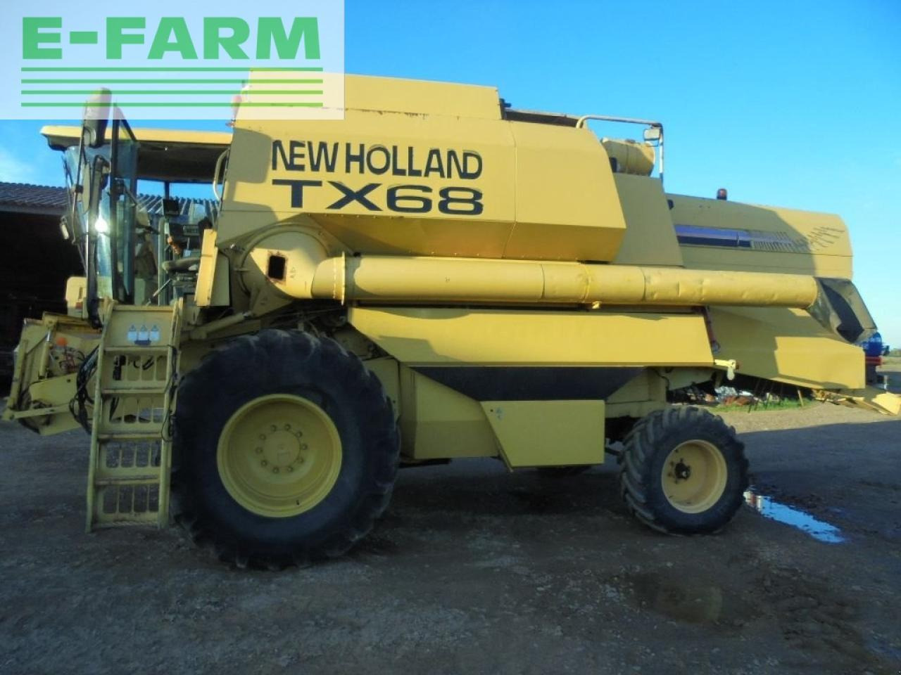 New Holland tx68fs - Ceifeira debulhadora: foto 2 New Holland tx68fs - Ceifeira debulhadora: foto 2