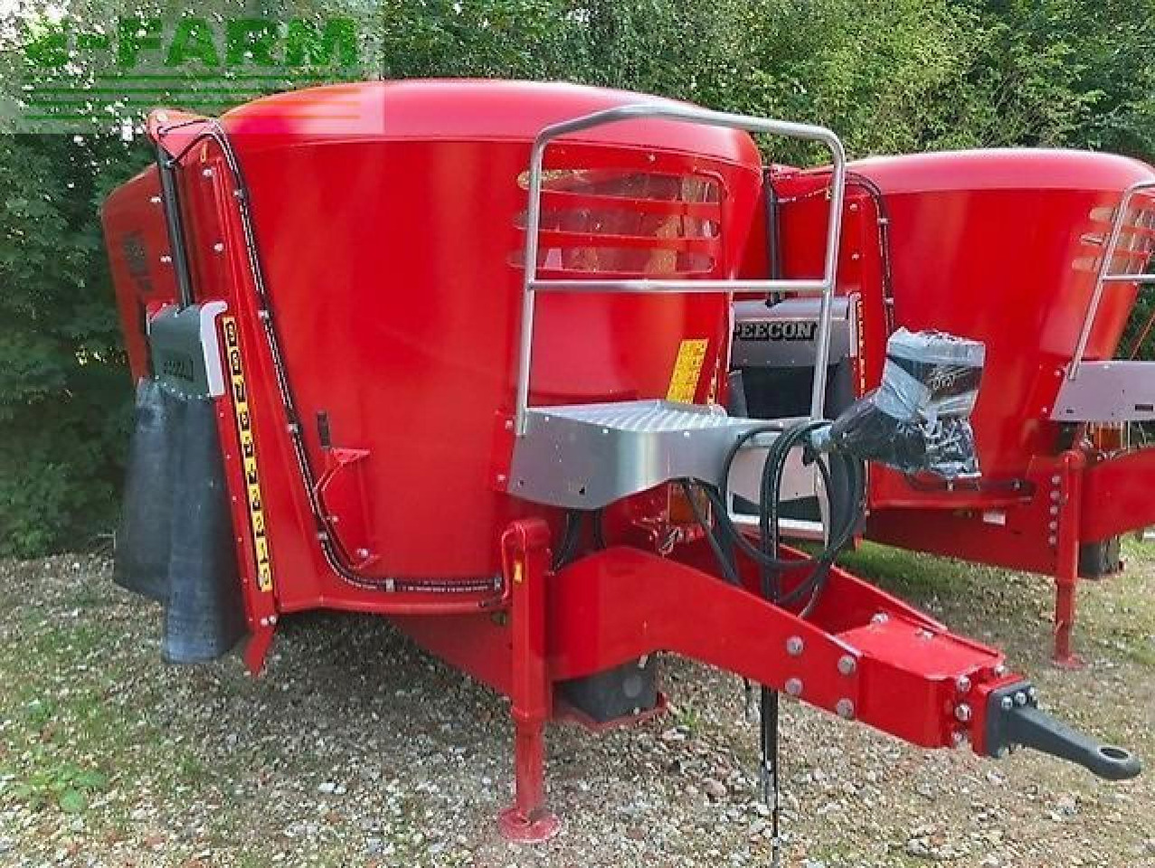 Peecon biga 18 topliner - Equipamento de gado: foto 1 Peecon biga 18 topliner - Equipamento de gado: foto 1