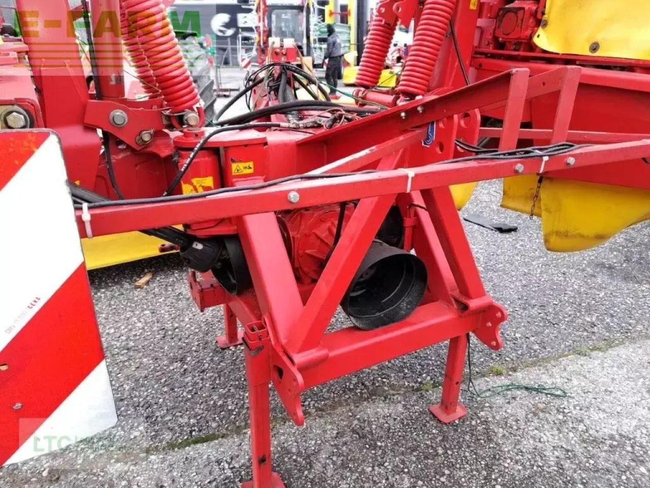 Pöttinger novacat v 8600 - Gadanheira: foto 5 Pöttinger novacat v 8600 - Gadanheira: foto 5