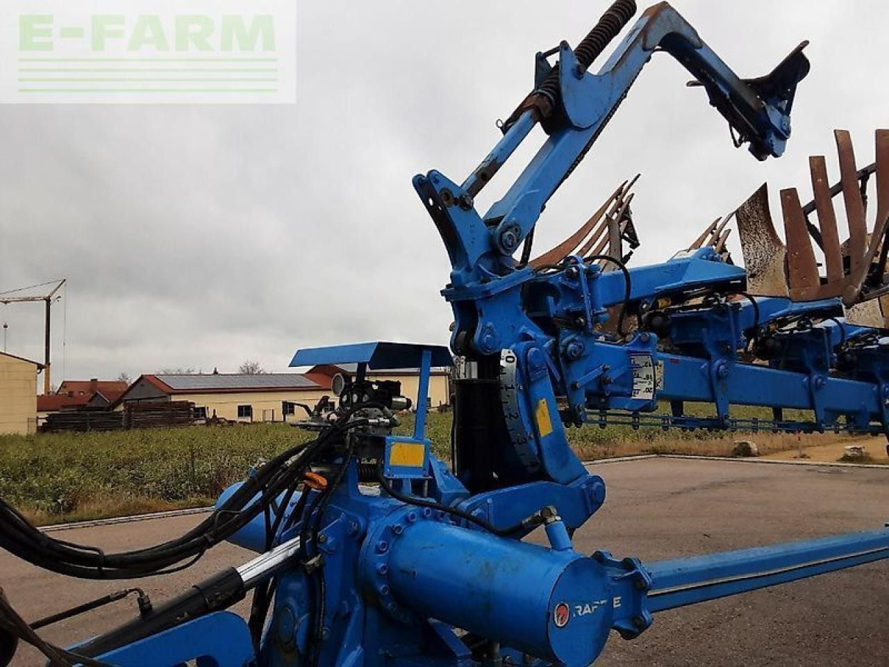 Rabe kormoran pf vha 180 viii - Arado: foto 2 Rabe kormoran pf vha 180 viii - Arado: foto 2