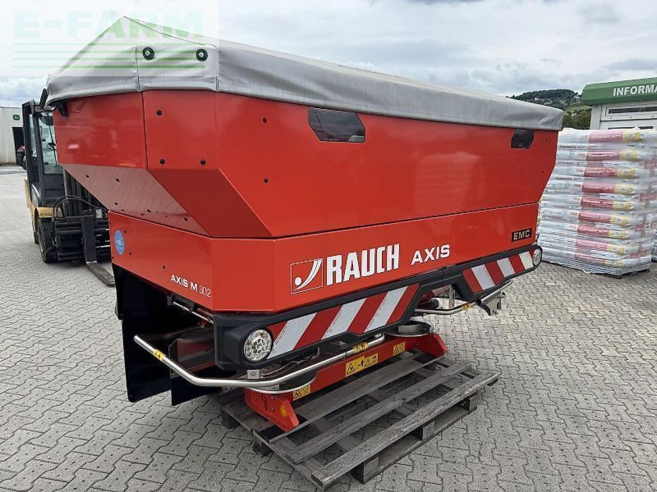 Rauch m 30.2 emc+w isobus - Distribuidor de fertilizantes: foto 1 Rauch m 30.2 emc+w isobus - Distribuidor de fertilizantes: foto 1
