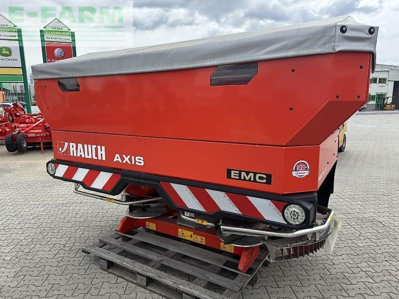 Rauch m 30.2 emc+w isobus - Distribuidor de fertilizantes: foto 2 Rauch m 30.2 emc+w isobus - Distribuidor de fertilizantes: foto 2