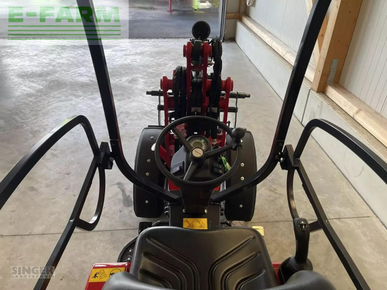 Schäffer 2028-2 - Pá carregadora de rodas: foto 4 Schäffer 2028-2 - Pá carregadora de rodas: foto 4