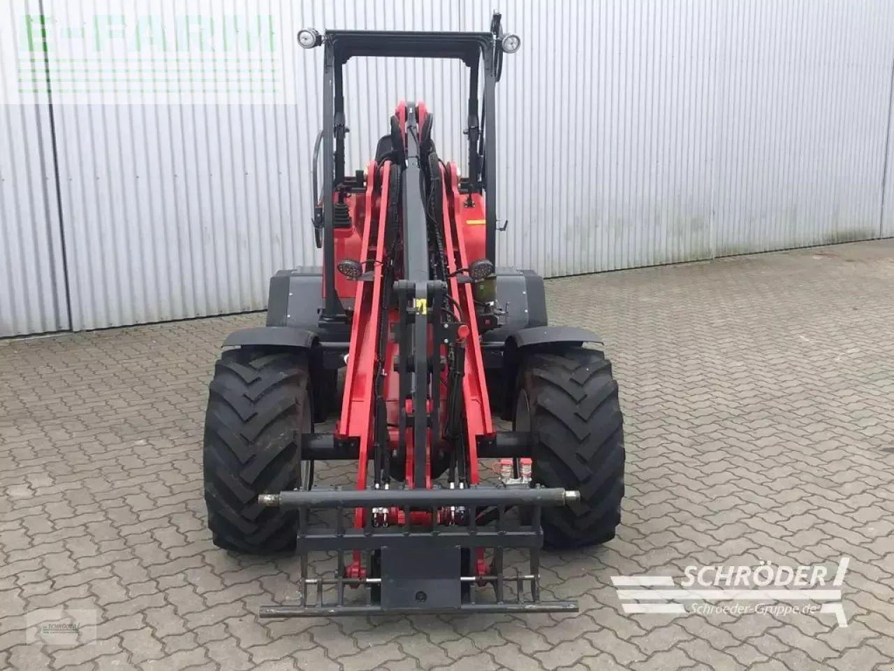 Schäffer 4670 - Pá carregadora de rodas: foto 2 Schäffer 4670 - Pá carregadora de rodas: foto 2