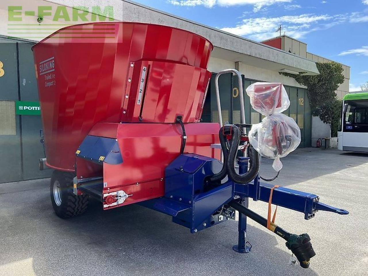 Siloking trailed line classic compact 12 - Equipamento de gado: foto 1 Siloking trailed line classic compact 12 - Equipamento de gado: foto 1