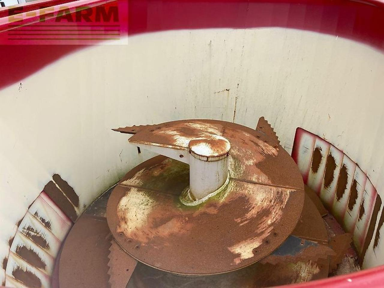 Siloking trailedline classic compact - Equipamento de gado: foto 5 Siloking trailedline classic compact - Equipamento de gado: foto 5