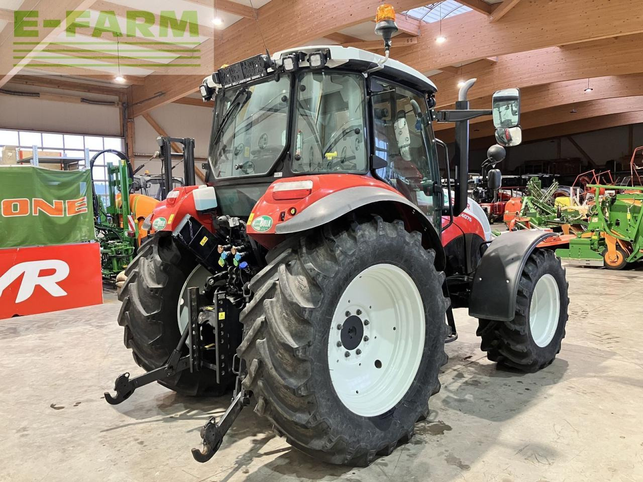 Steyr 4075 kompakt et profi - Trator: foto 3 Steyr 4075 kompakt et profi - Trator: foto 3