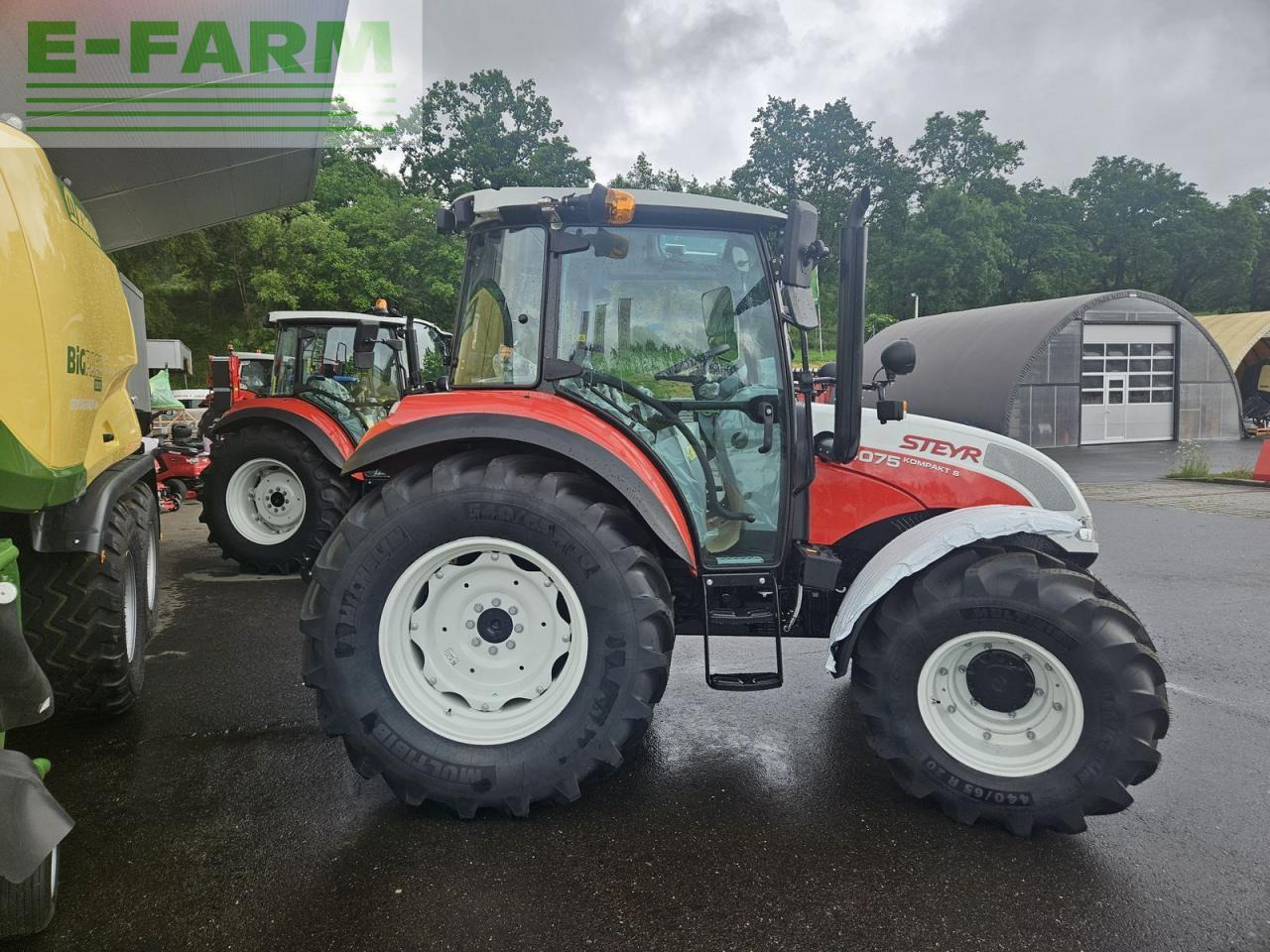 Steyr 4075 kompakt s (stage v) - Trator: foto 3 Steyr 4075 kompakt s (stage v) - Trator: foto 3
