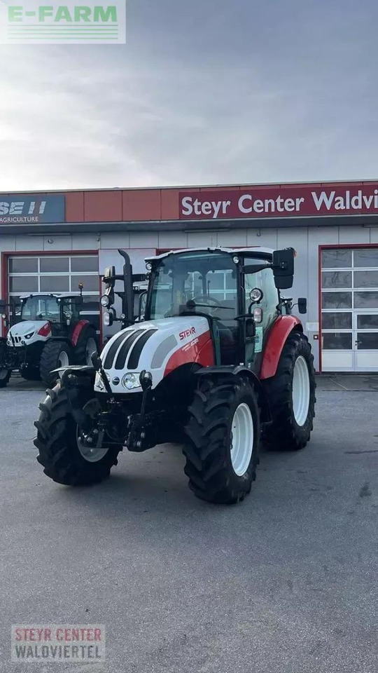 Steyr 4085 kompakt et profi - Trator: foto 3 Steyr 4085 kompakt et profi - Trator: foto 3