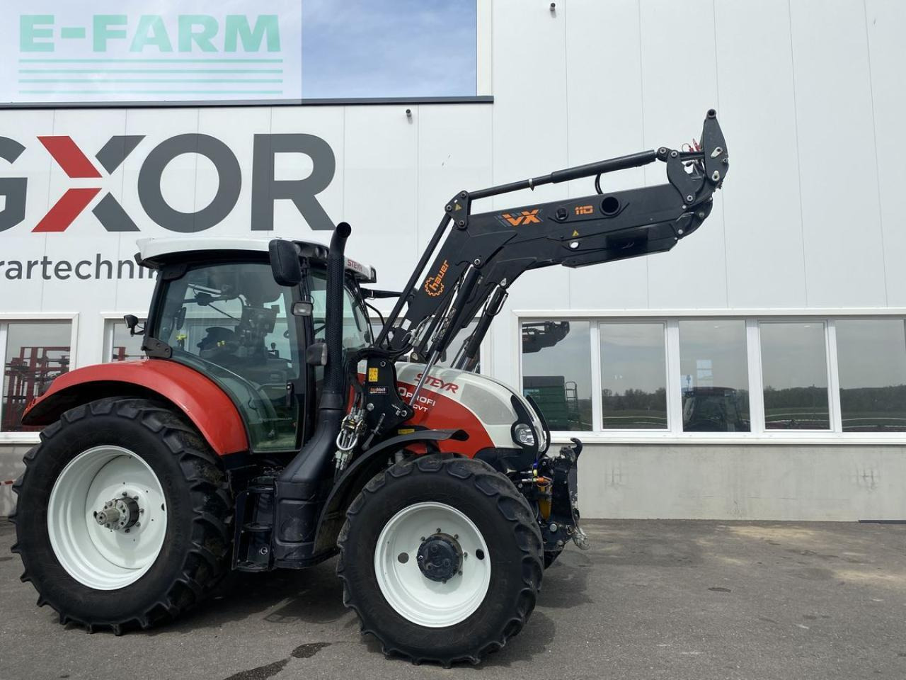 Steyr 4130 profi cvt komfort CVT - Trator: foto 1 Steyr 4130 profi cvt komfort CVT - Trator: foto 1