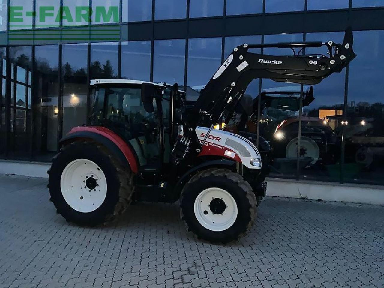 Steyr kompakt 4080 hilo stage v - Trator: foto 1 Steyr kompakt 4080 hilo stage v - Trator: foto 1