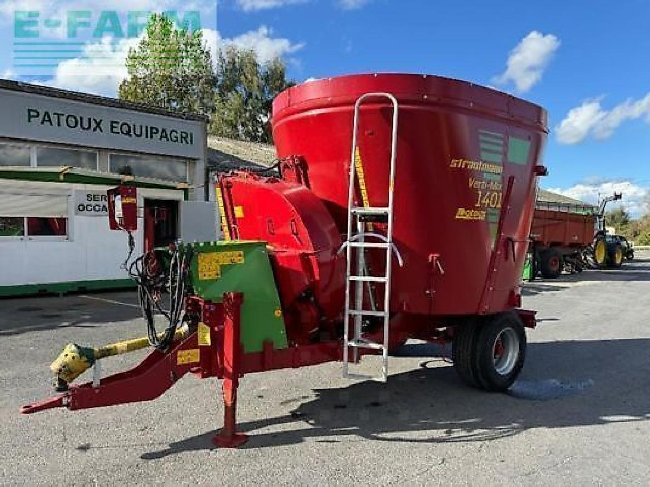 Strautmann vertimix 1401 - Equipamento de gado: foto 1 Strautmann vertimix 1401 - Equipamento de gado: foto 1