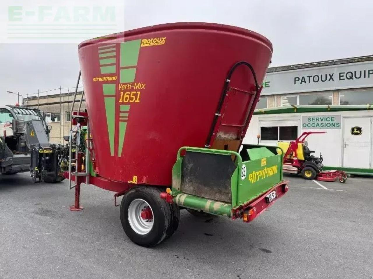 Strautmann vertimix 1651 - Equipamento de gado: foto 3 Strautmann vertimix 1651 - Equipamento de gado: foto 3