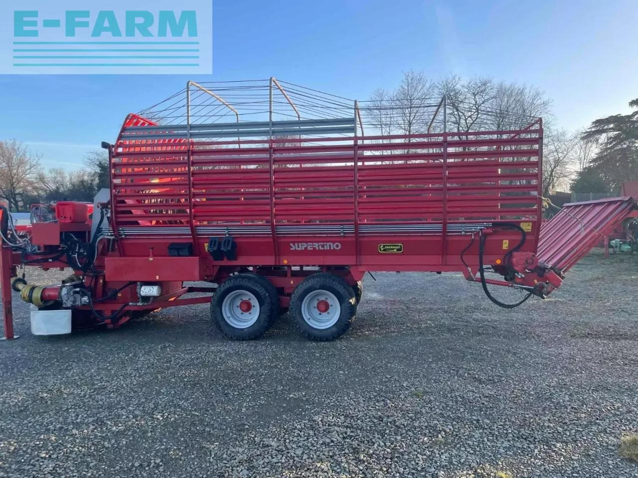 Supertino autochargeuse ca702s . supertino - Equipamento para silagem: foto 3 Supertino autochargeuse ca702s . supertino - Equipamento para silagem: foto 3