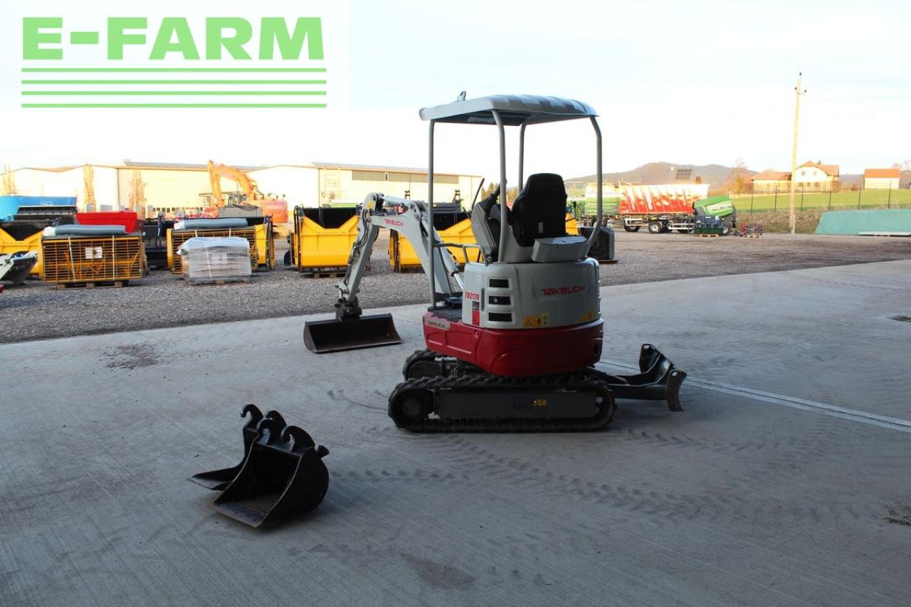 Takeuchi takeuchi tb 217 r minibagger - bagger - Mini escavadeira: foto 5 Takeuchi takeuchi tb 217 r minibagger - bagger - Mini escavadeira: foto 5