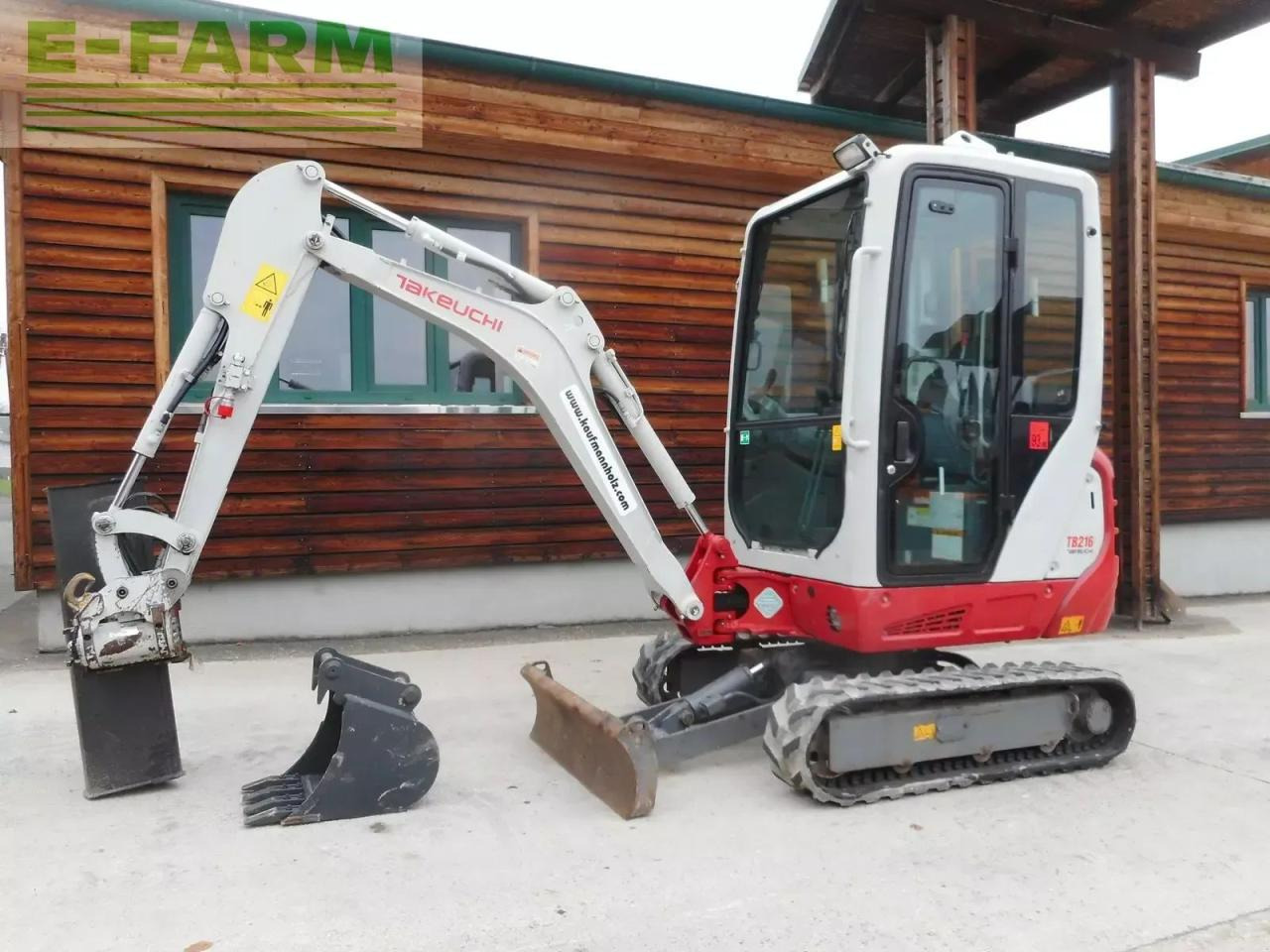 Takeuchi tb 216 ( 1.865kg ) powertilt + hydr. schnellwech - Mini escavadeira: foto 1 Takeuchi tb 216 ( 1.865kg ) powertilt + hydr. schnellwech - Mini escavadeira: foto 1