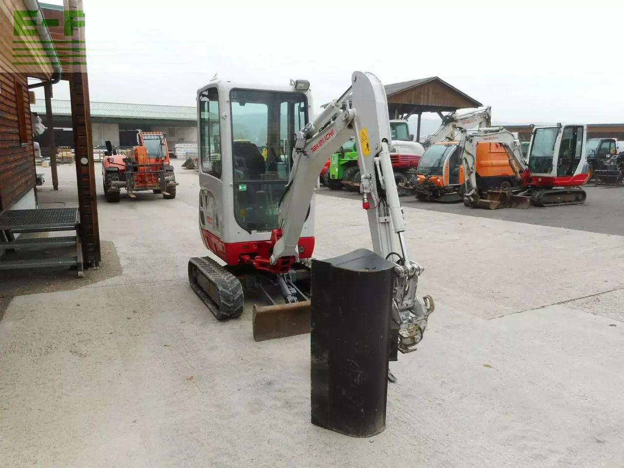 Takeuchi tb 216 ( 1.865kg ) powertilt + hydr. schnellwech - Mini escavadeira: foto 5 Takeuchi tb 216 ( 1.865kg ) powertilt + hydr. schnellwech - Mini escavadeira: foto 5