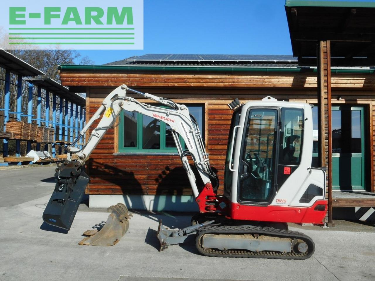 Takeuchi tb 225 ( 2.400kg ) mit hydr. verstellfahrwerk - Mini escavadeira: foto 1 Takeuchi tb 225 ( 2.400kg ) mit hydr. verstellfahrwerk - Mini escavadeira: foto 1