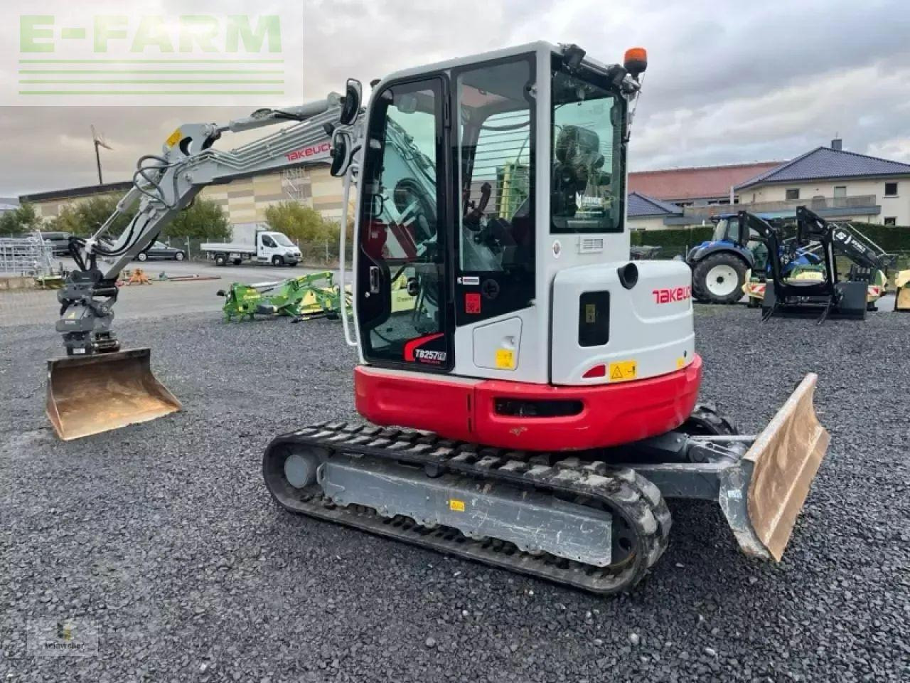 Takeuchi tb 257 fr v1 - Mini escavadeira: foto 4 Takeuchi tb 257 fr v1 - Mini escavadeira: foto 4