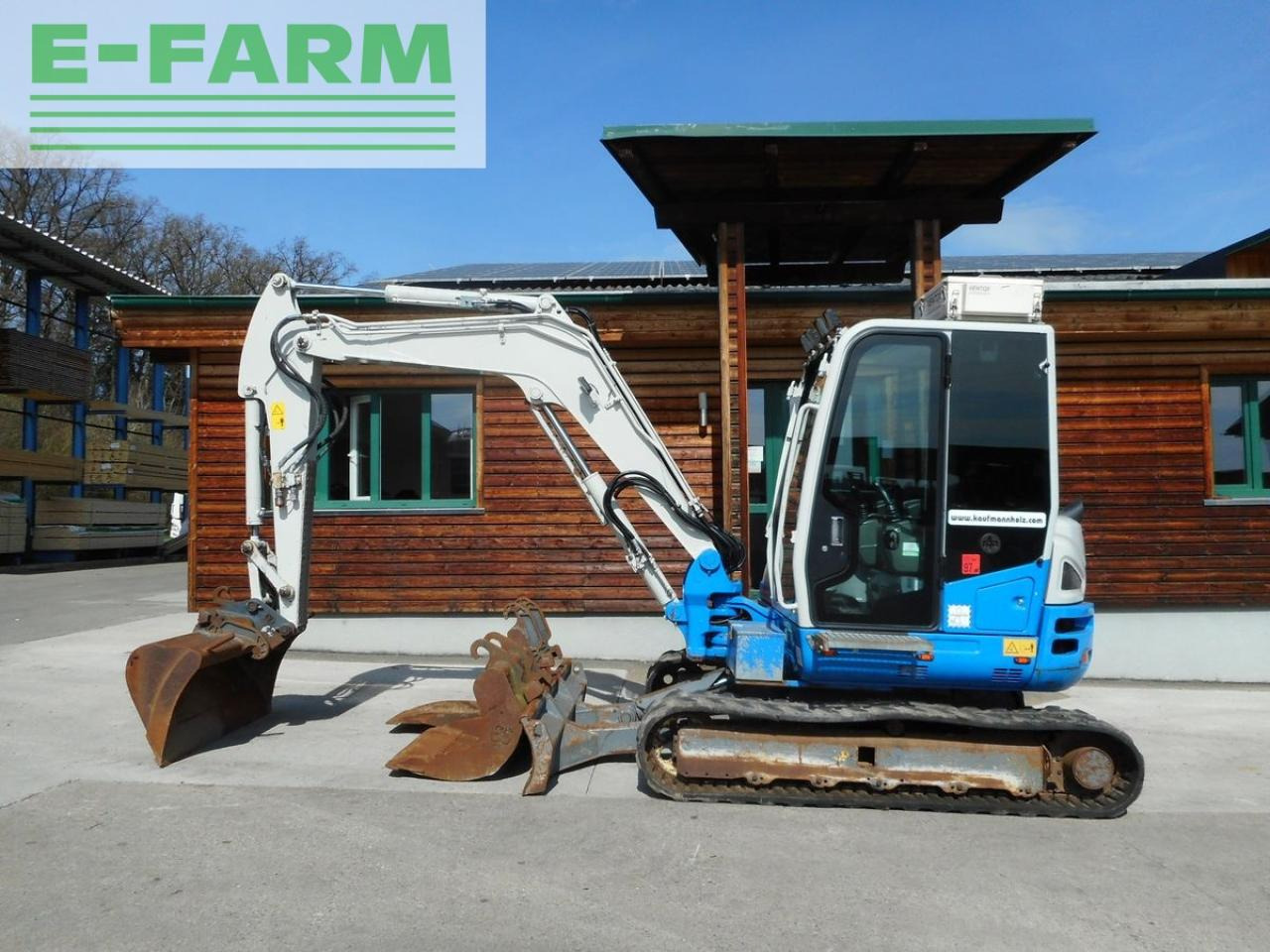 Takeuchi tb 260 ( 5.735kg ) hydr. sw + 3 löffel - Mini escavadeira: foto 1 Takeuchi tb 260 ( 5.735kg ) hydr. sw + 3 löffel - Mini escavadeira: foto 1