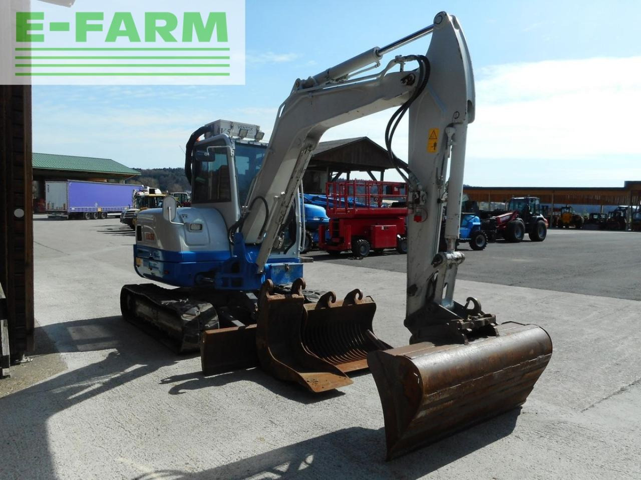 Takeuchi tb 260 ( 5.735kg ) hydr. sw + 3 löffel - Mini escavadeira: foto 5 Takeuchi tb 260 ( 5.735kg ) hydr. sw + 3 löffel - Mini escavadeira: foto 5